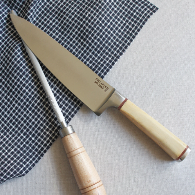 CHEF'S KNIFE