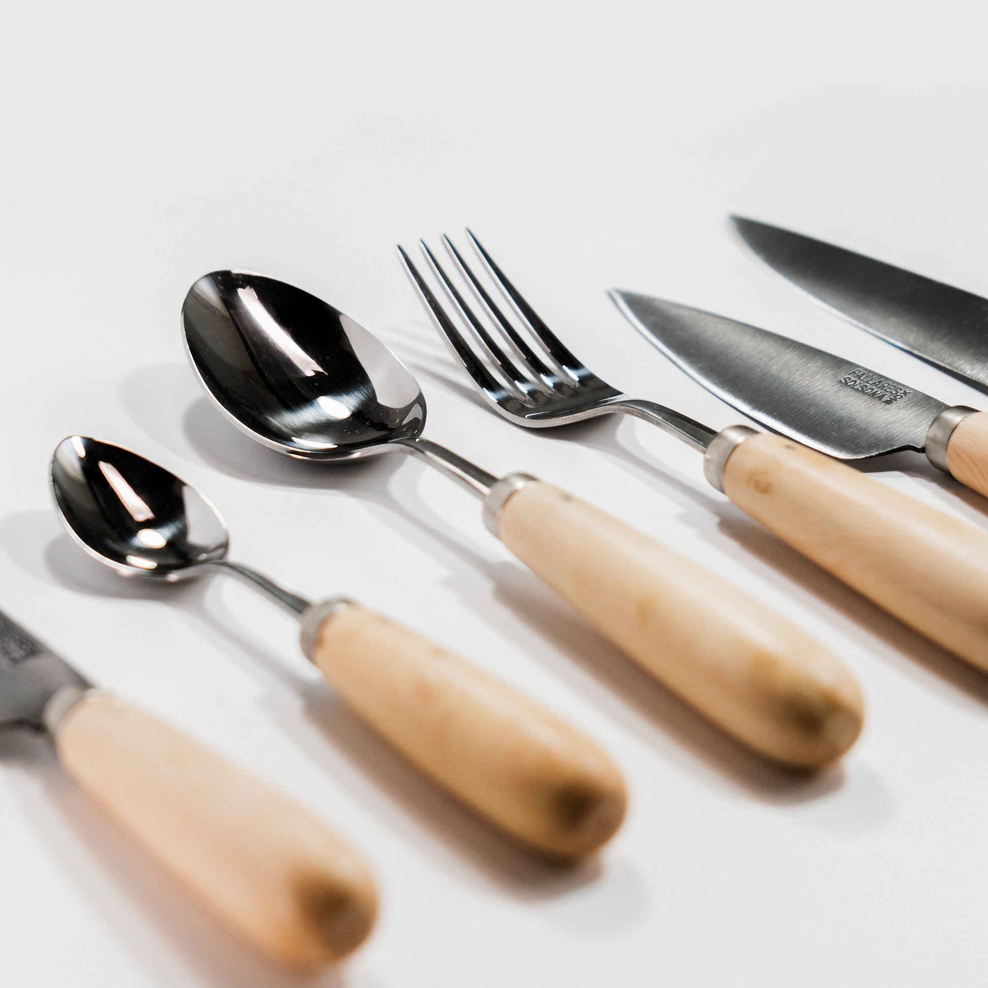 stainless steel flatware